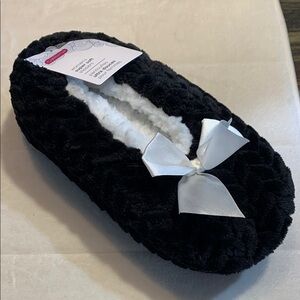 🔥4/$25🔥 Soft warm slippers